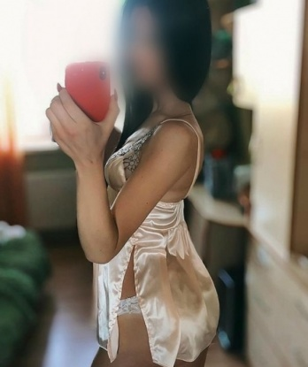 Я создана для того, чтобы принести вам небывалое наслаждение.
💋 Мои услуги объединяют в себе нежность и страсть, чтобы доставить вам истинное удовольствие. Мои опытные руки приятно массируют ваше тело, мои губы знают все секреты фантазий, мои глаза – воплощение страсти.
📷 В моем портфолио представлены фото, которые полностью подтверждают мою привлекательность и соблазнительность. Отзывы моих довольных клиентов – настоящее свидетельство моего профессионализма.
💫 В моей Москве вас ожидает комфортабельная атмосфера и дискретность. Позвольте себе расслабится и отдохнуть от повседневных проблем.
🌹 Если вы желаете испытать незабываемые эмоции, то я готова воплотить ваши мечты в реальность. Жду вас для нашей встречи. Тайя